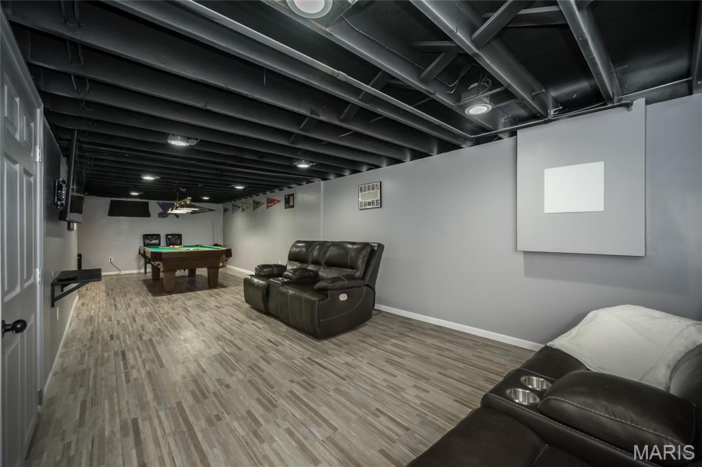 285 Saint Nicholas Lane