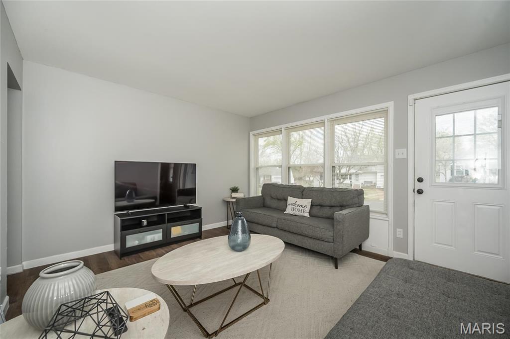 285 Saint Nicholas Lane