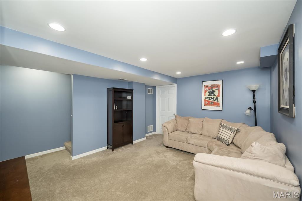 3466 Wainwright Street