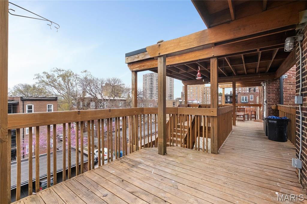6305 Southwood Avenue Unit: 3W