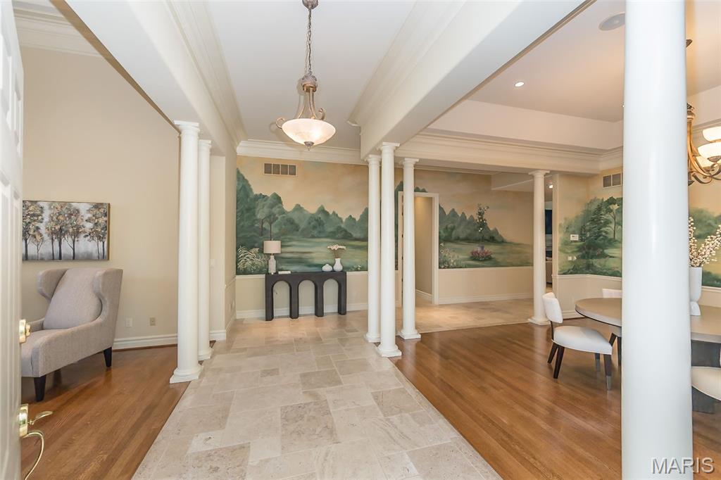 740 Stonebluff Court