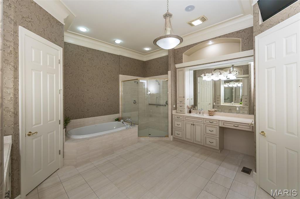 740 Stonebluff Court