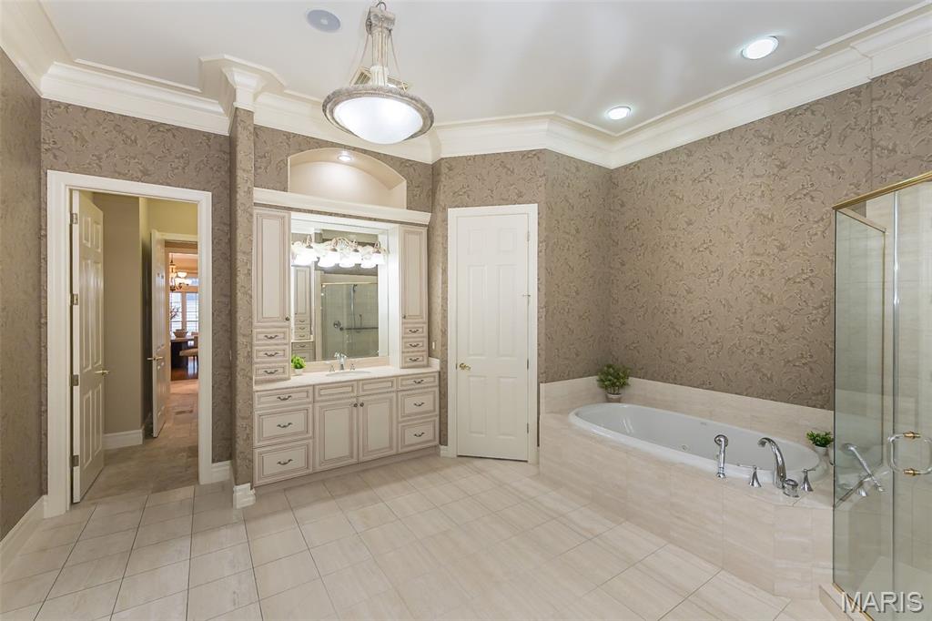 740 Stonebluff Court