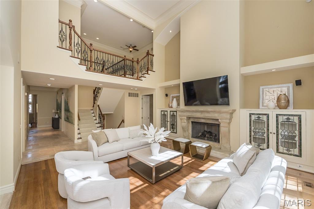 740 Stonebluff Court