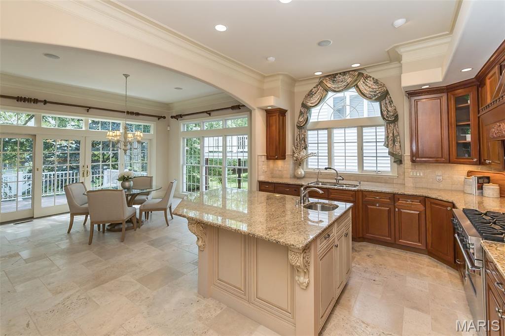 740 Stonebluff Court