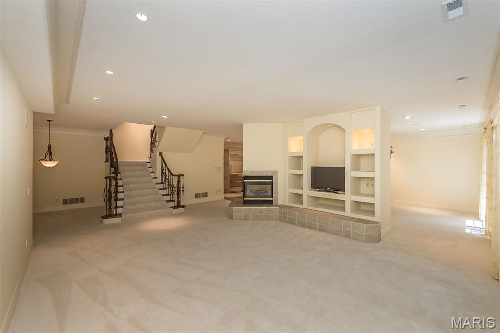 740 Stonebluff Court