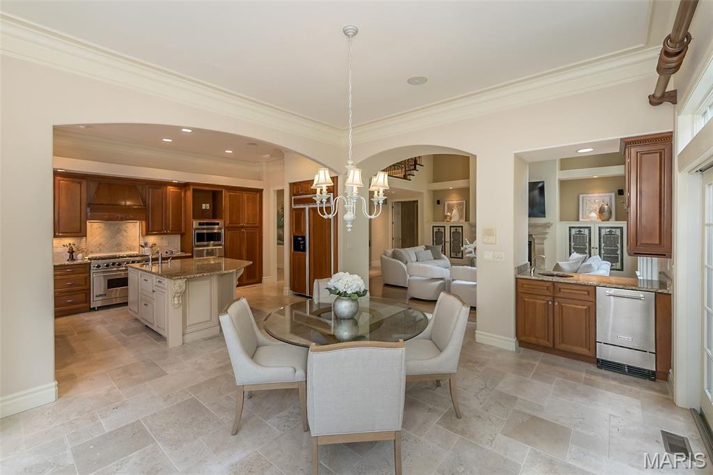 740 Stonebluff Court