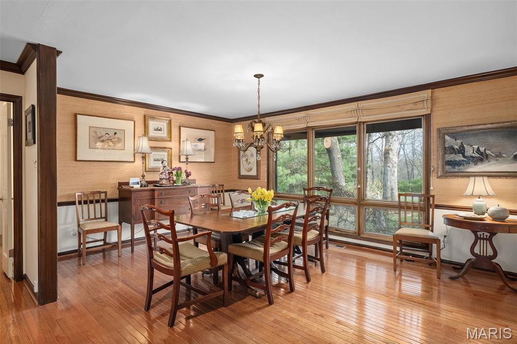 3 Huntleigh Trails Lane