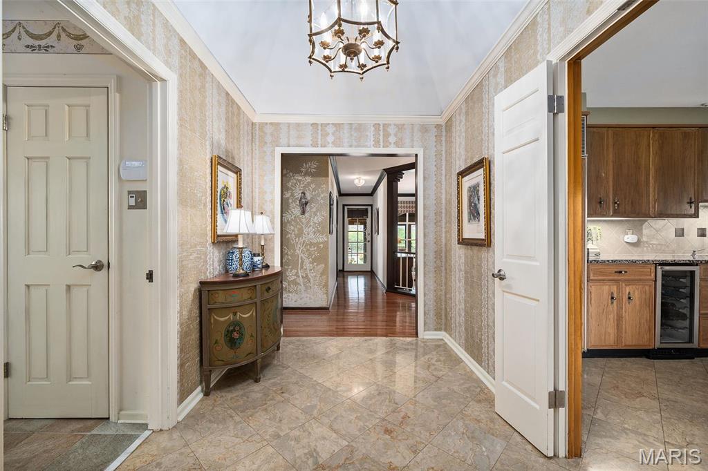 3 Huntleigh Trails Lane