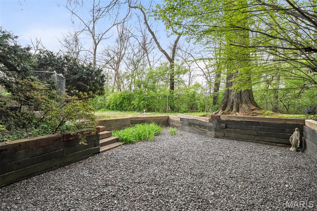 3 Huntleigh Trails Lane
