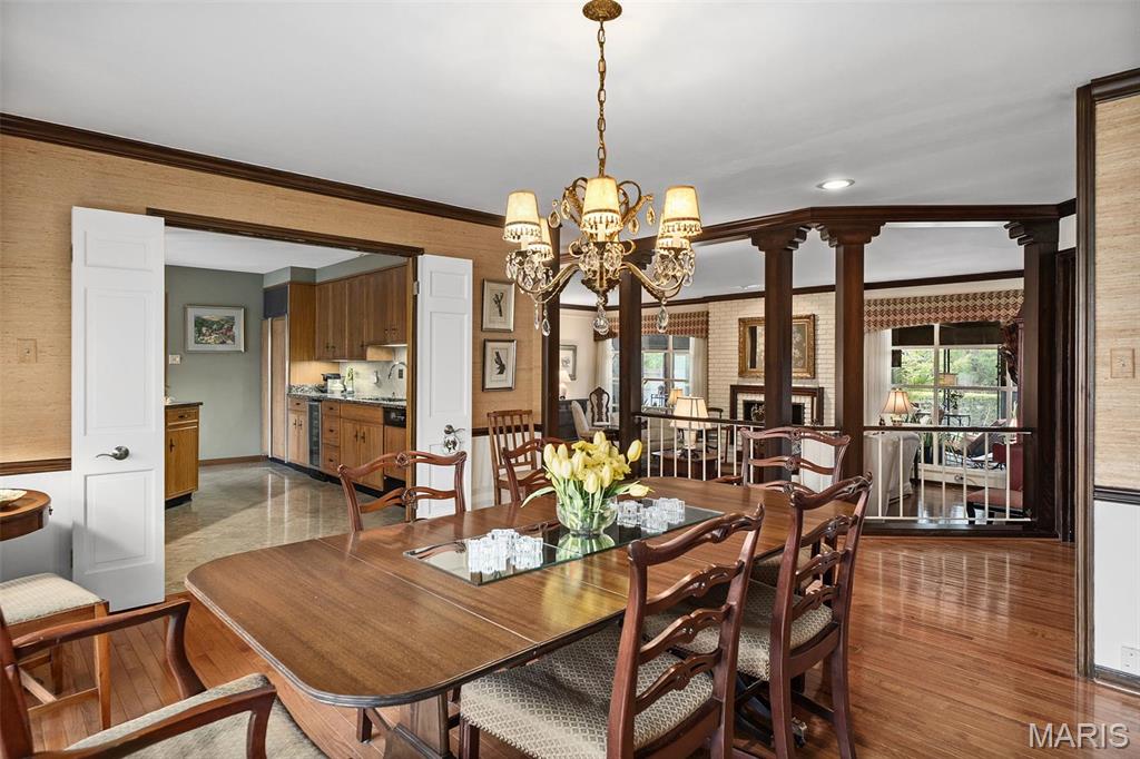 3 Huntleigh Trails Lane