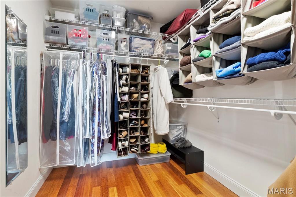 2735 Wynncrest Manor Drive