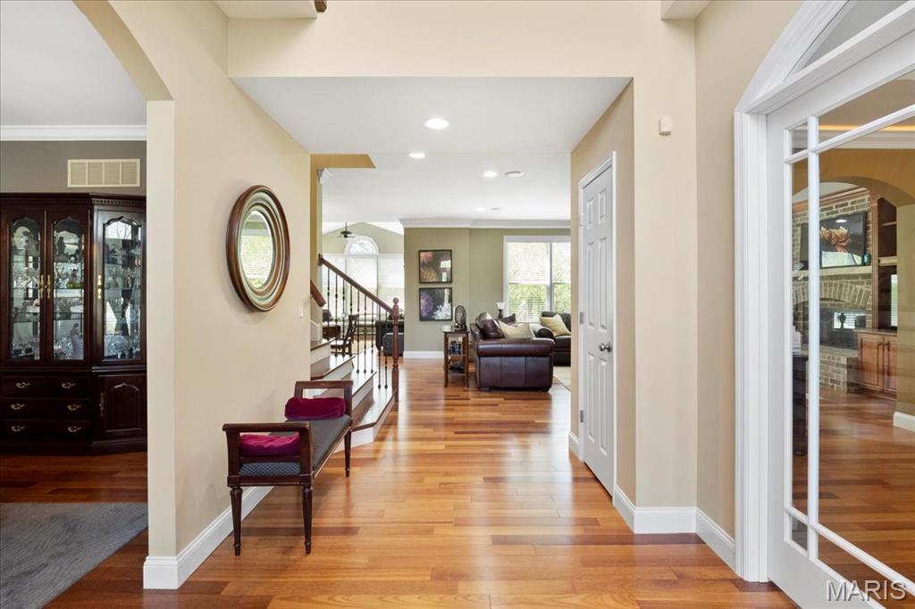 2735 Wynncrest Manor Drive