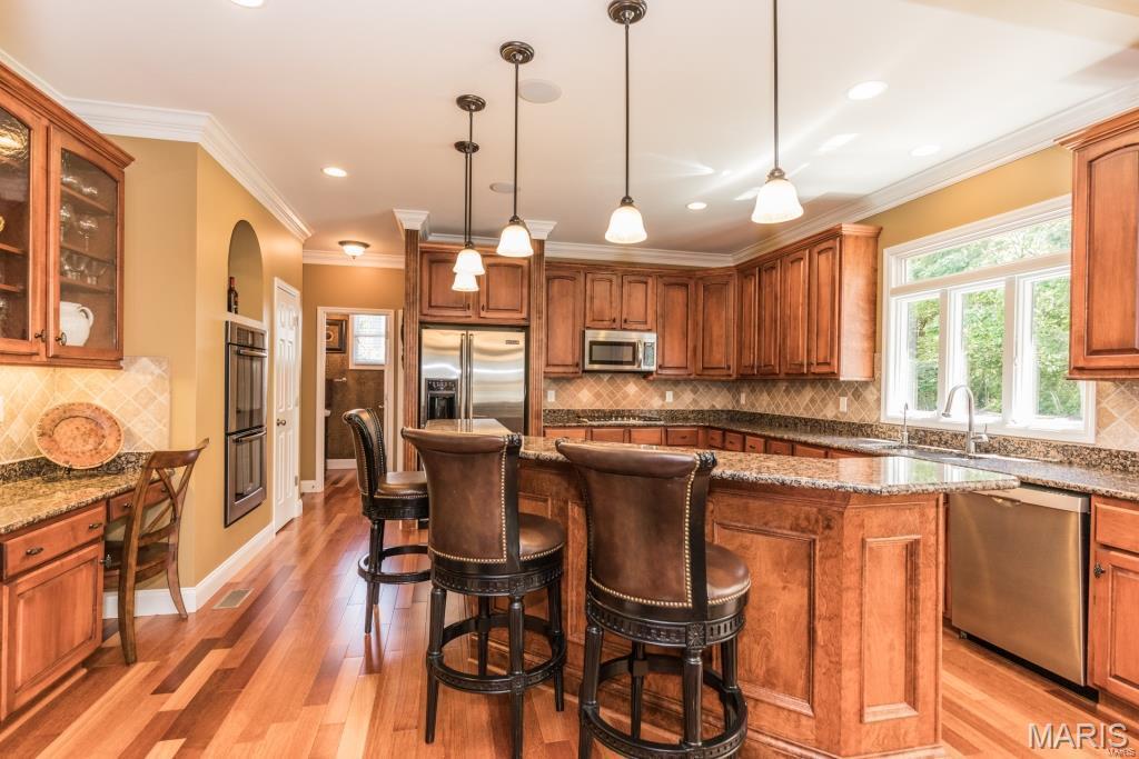 2735 Wynncrest Manor Drive