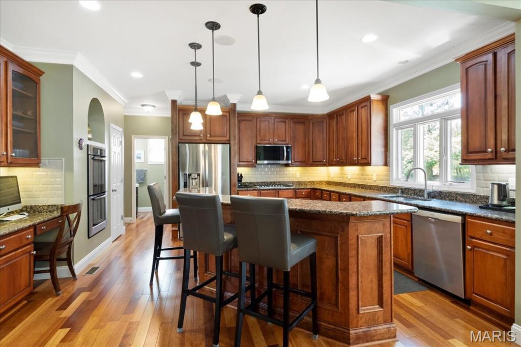 2735 Wynncrest Manor Drive