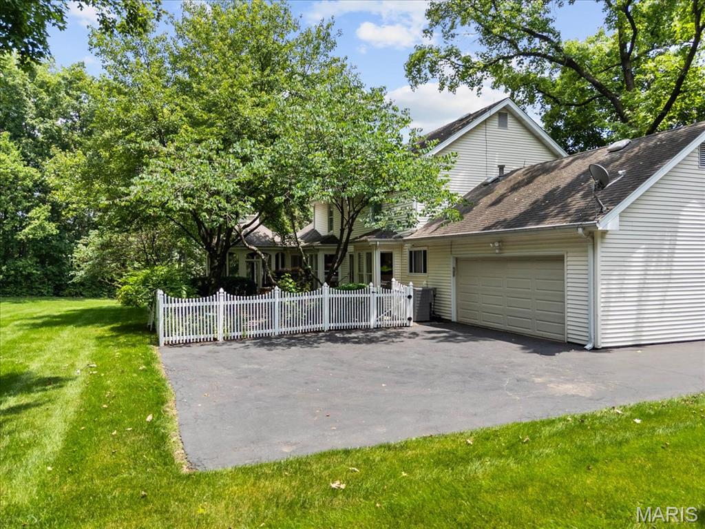 14 Cambridge Circle Court