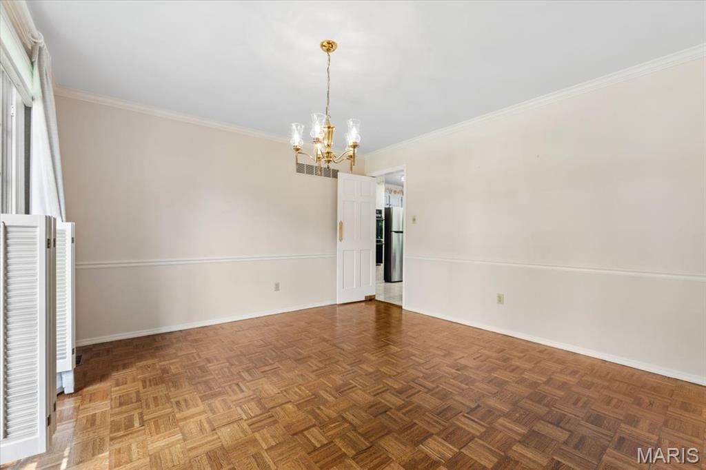 14 Cambridge Circle Court