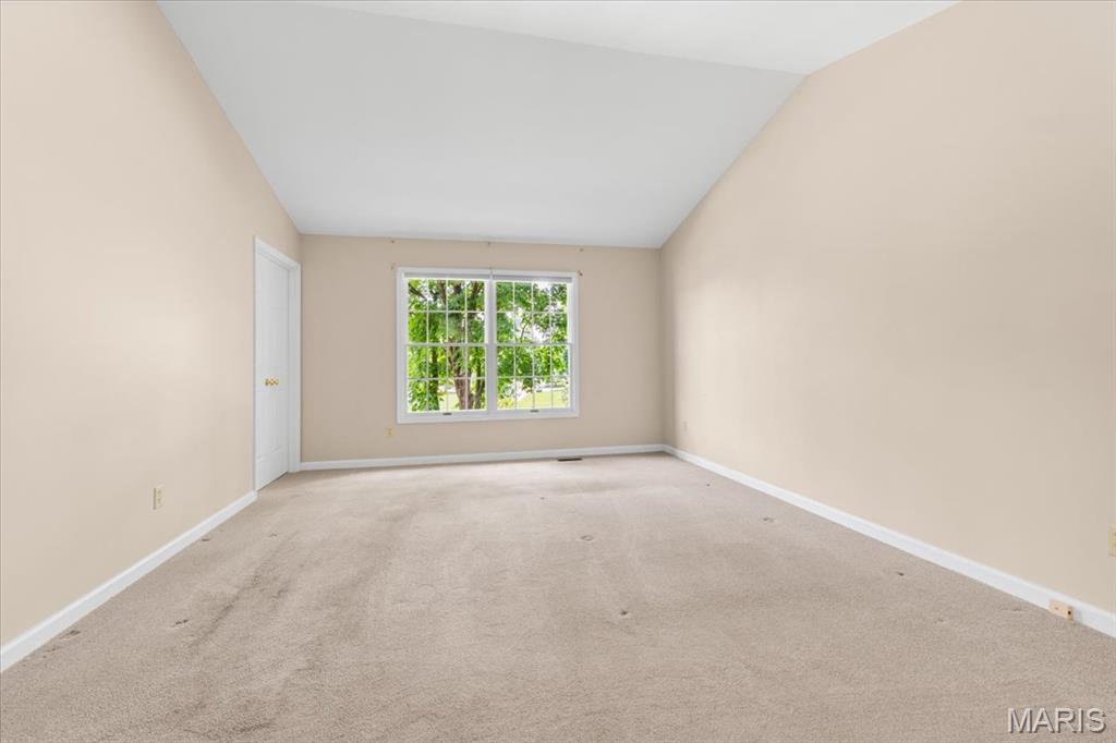 14 Cambridge Circle Court