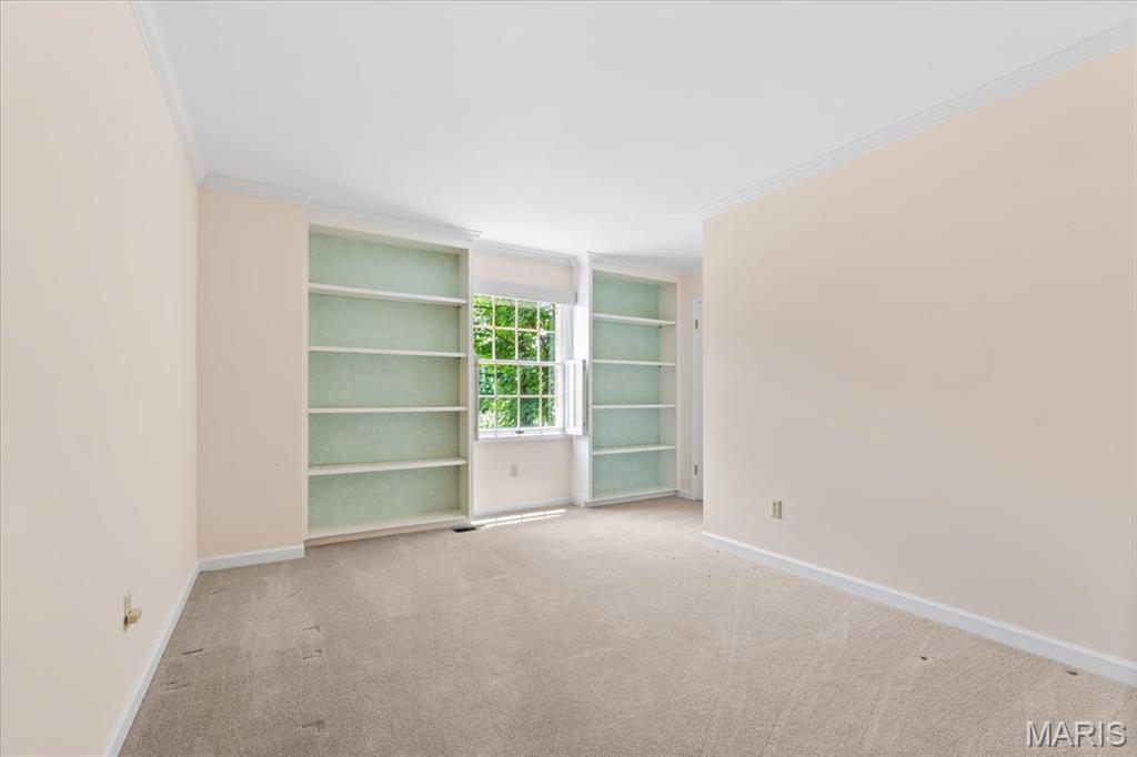 14 Cambridge Circle Court