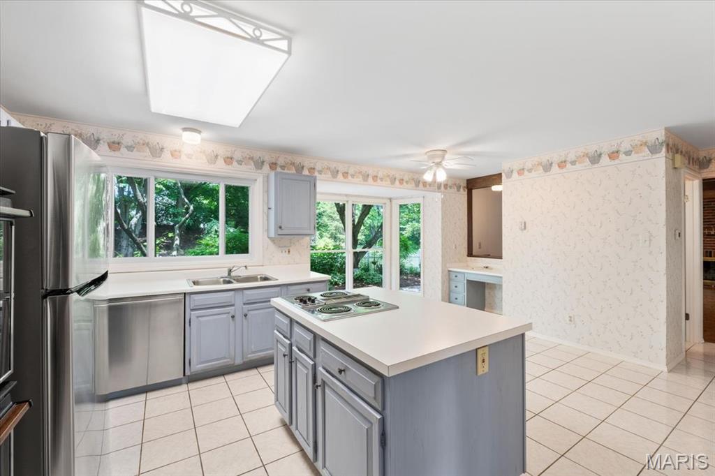 14 Cambridge Circle Court