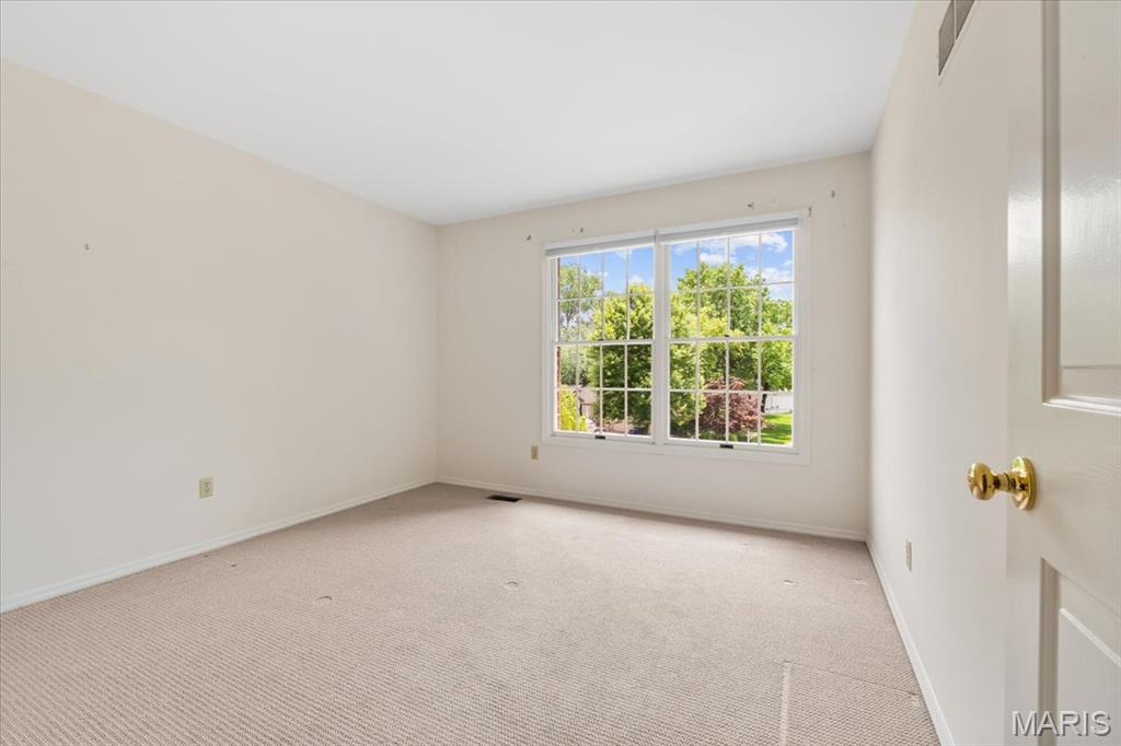 14 Cambridge Circle Court