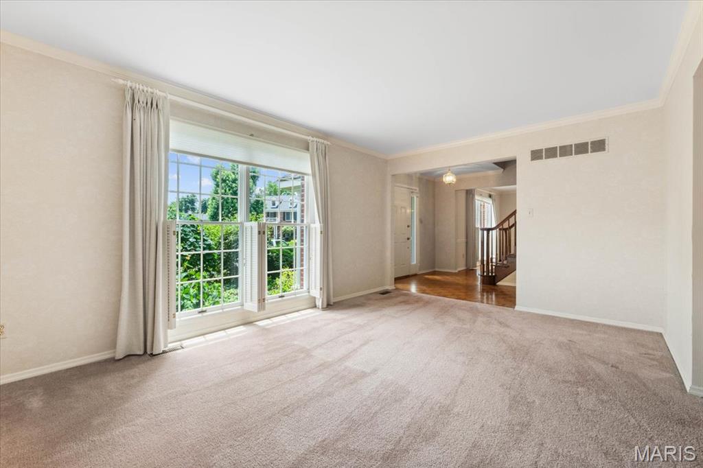 14 Cambridge Circle Court