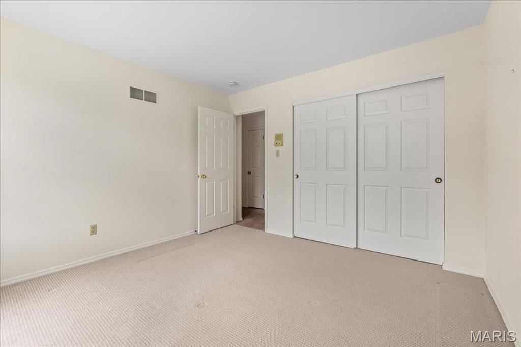 14 Cambridge Circle Court