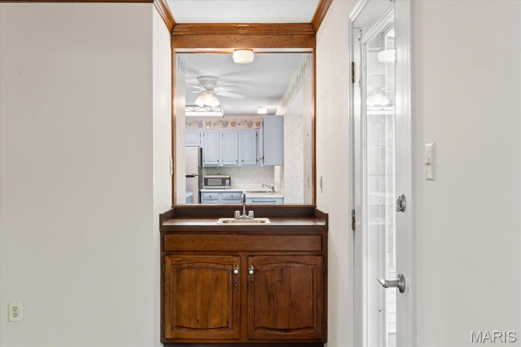 14 Cambridge Circle Court