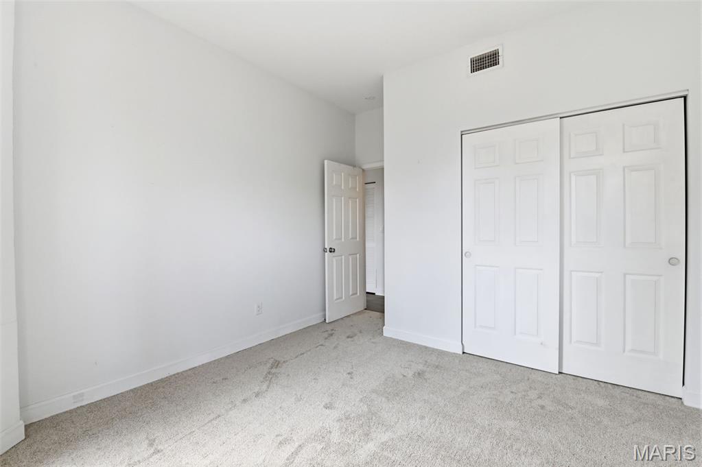 422 Lake Avenue Unit: 5