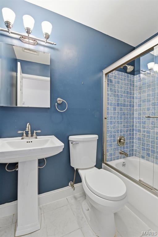 422 Lake Avenue Unit: 5