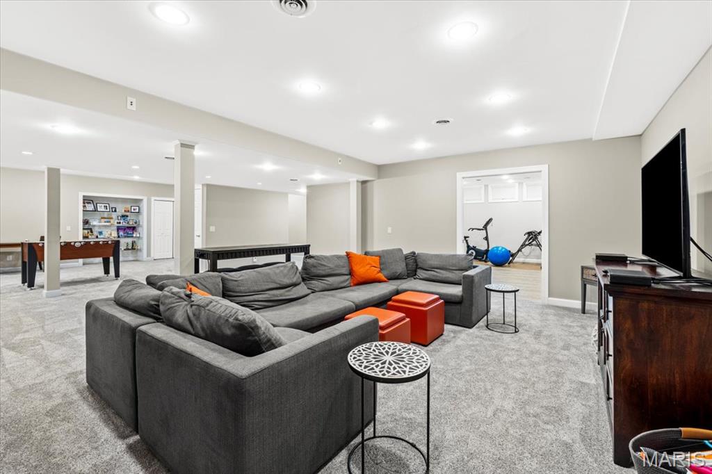 17903 White Robin Court