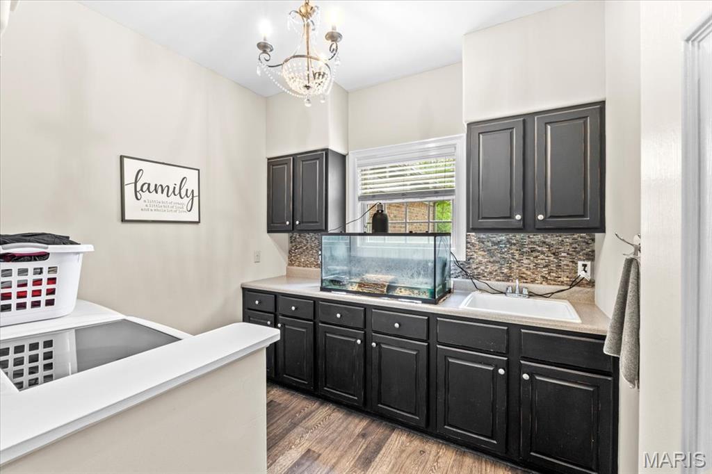 17903 White Robin Court