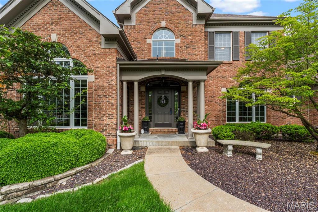 17903 White Robin Court