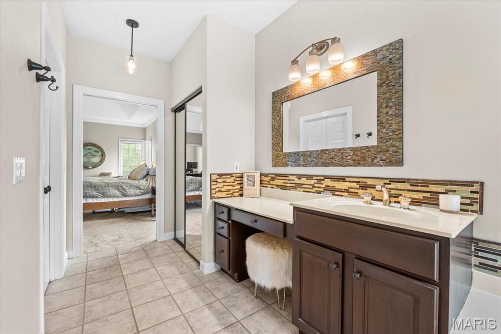 17903 White Robin Court