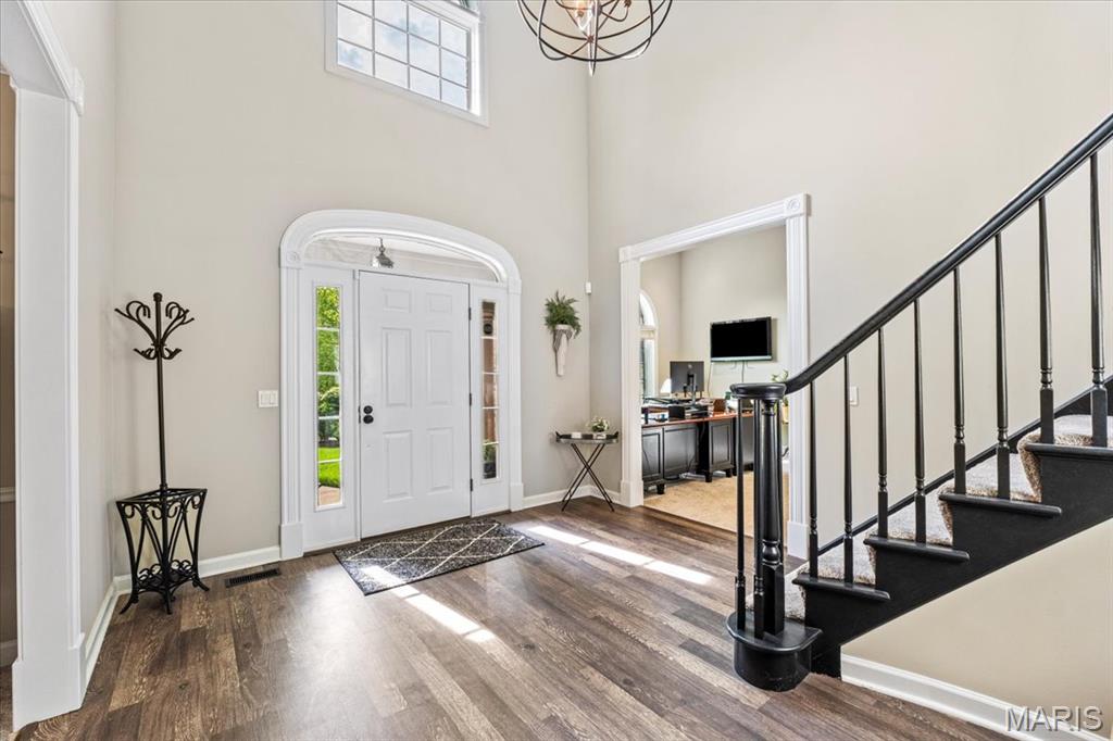 17903 White Robin Court