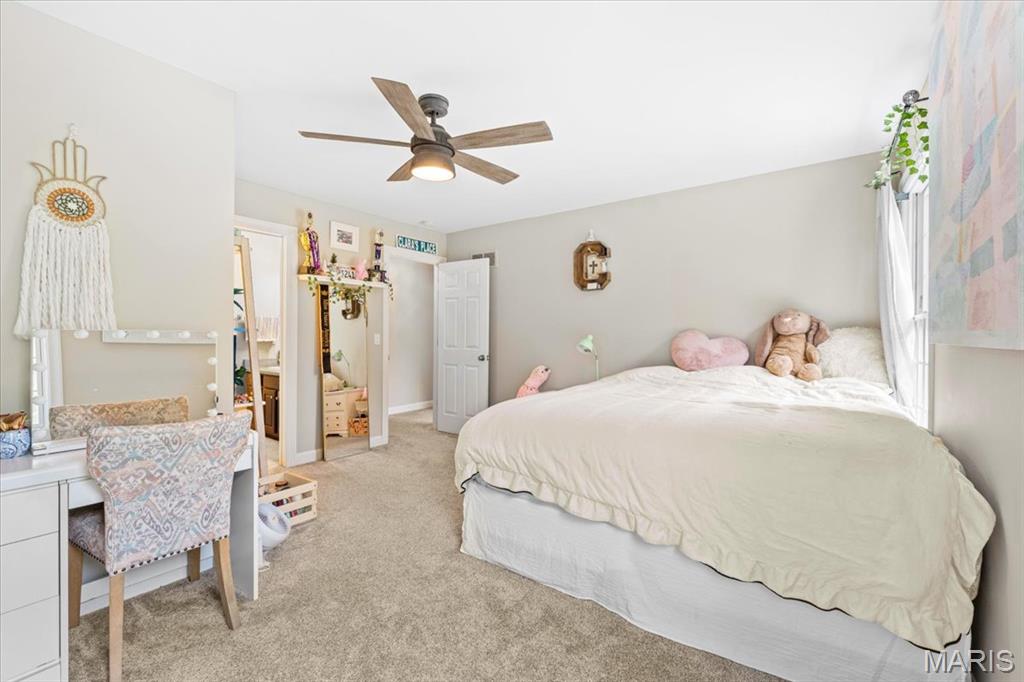 17903 White Robin Court