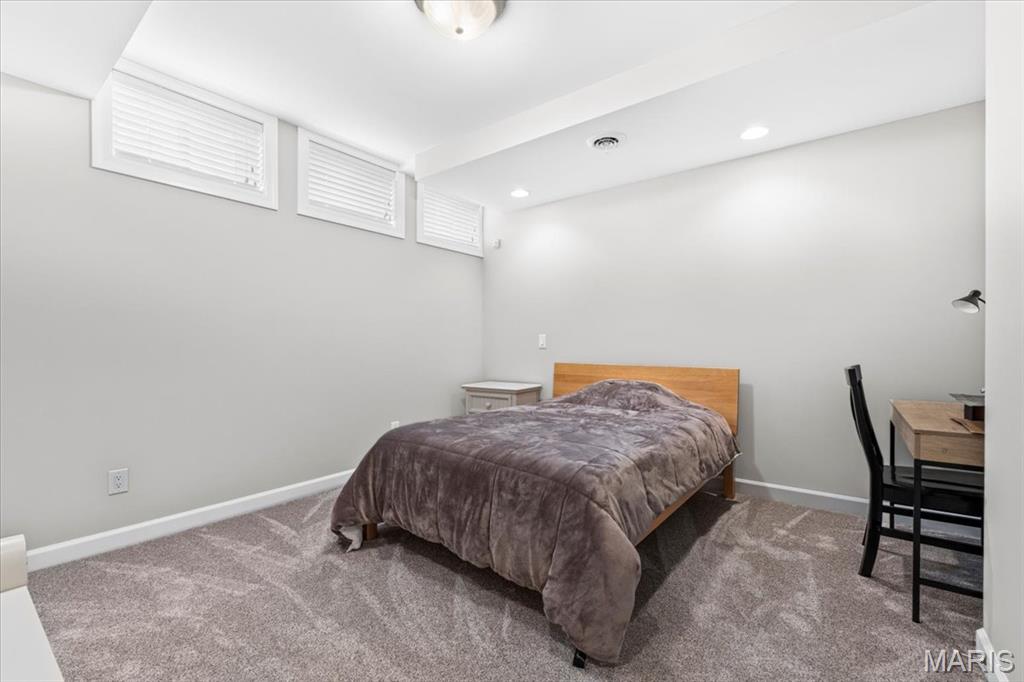 17903 White Robin Court