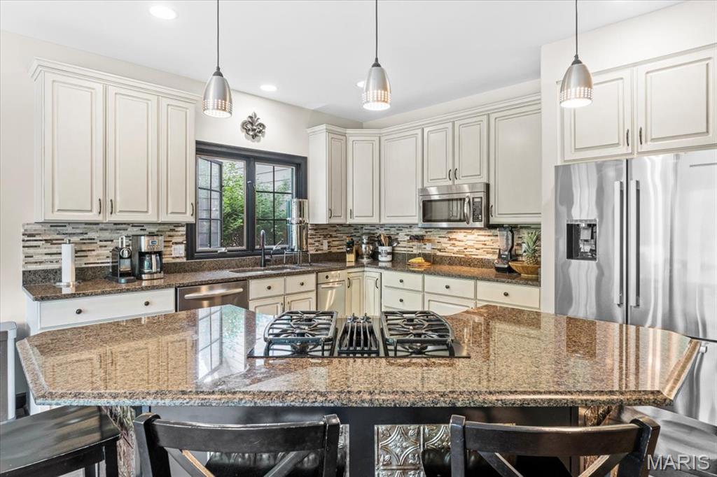 17903 White Robin Court