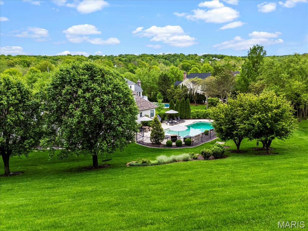 17903 White Robin Court