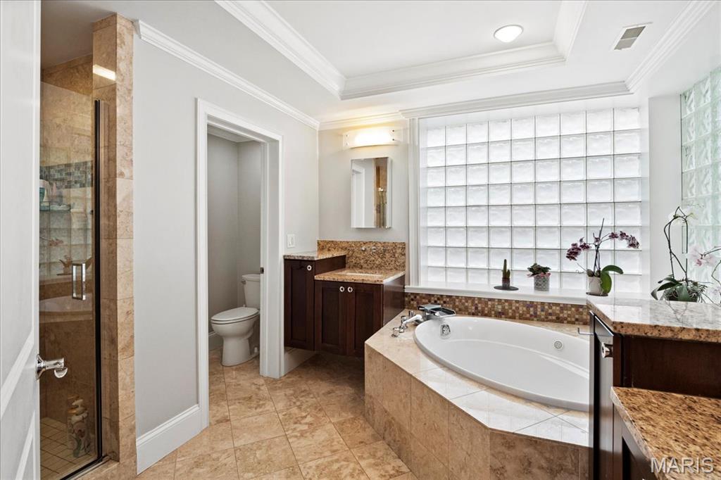 7524 Cromwell Drive Unit: 2E