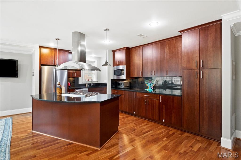 7524 Cromwell Drive Unit: 2E