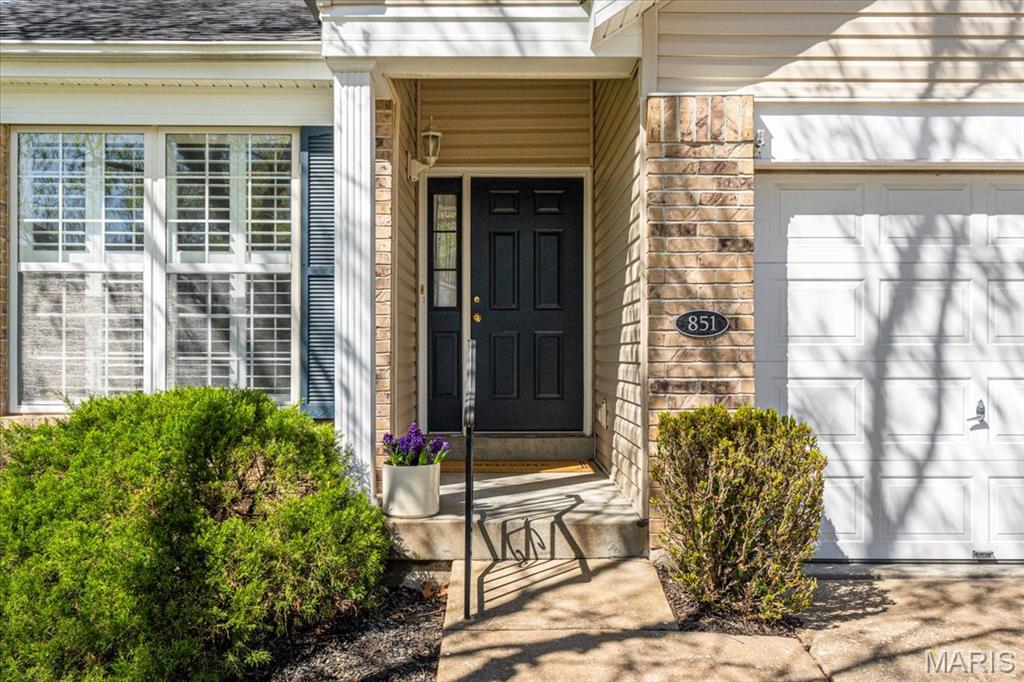 851 Whispering Village Circle