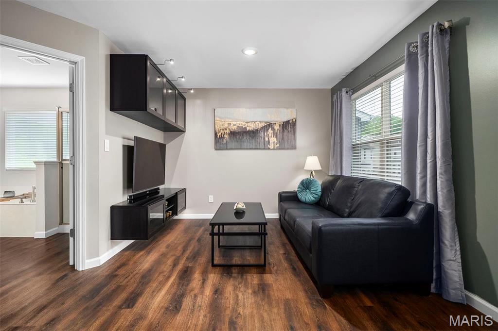 5201 Eagle Wing Court