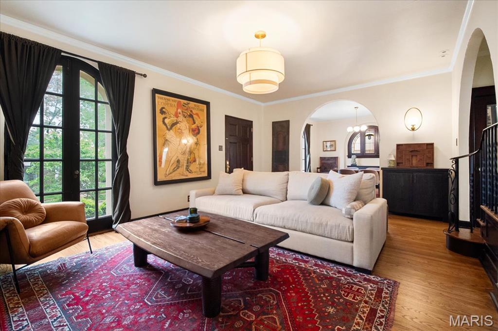 7201 Waterman Avenue