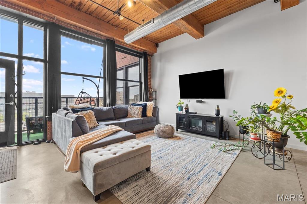 1015 Washington Avenue Unit: 408