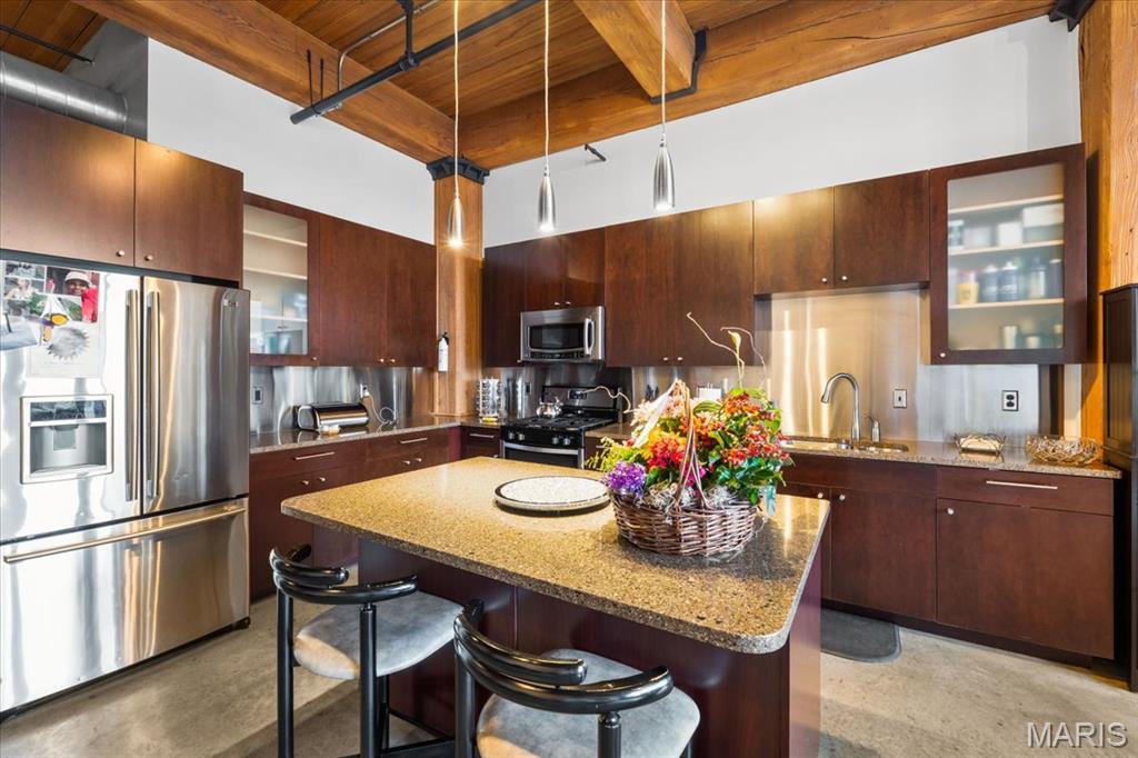 1015 Washington Avenue Unit: 408