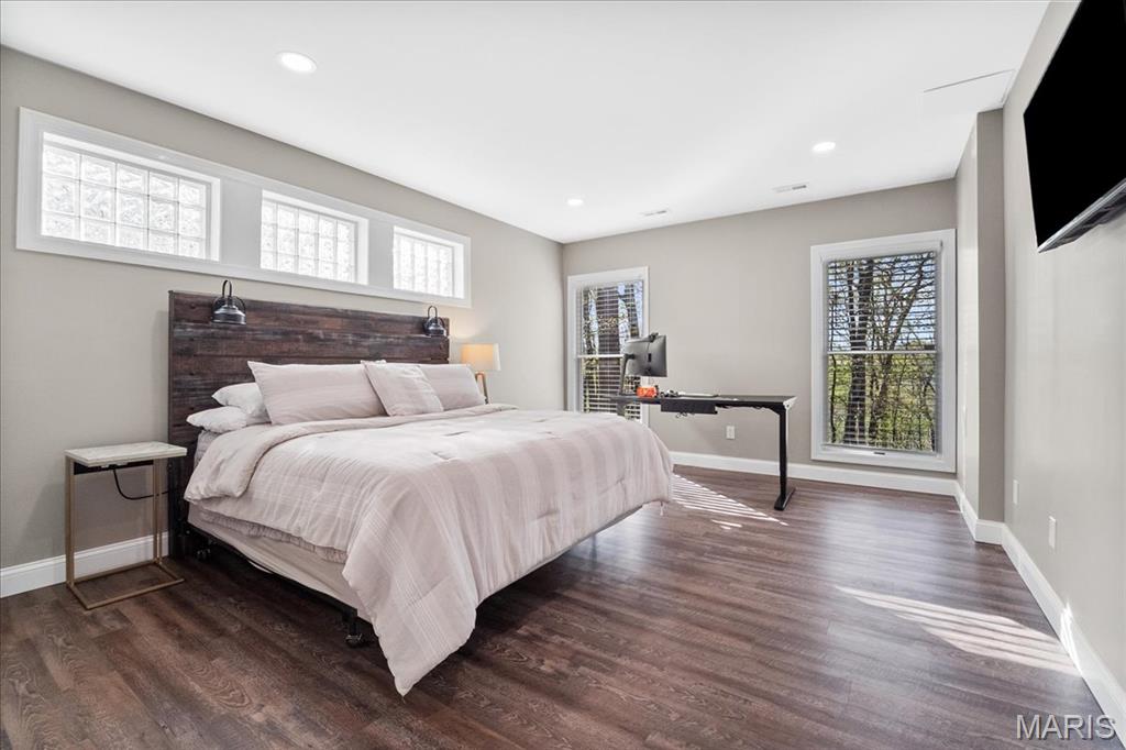 17732 Birch Leaf Court