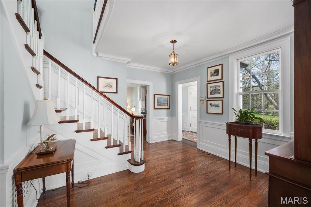201 S Warson Road