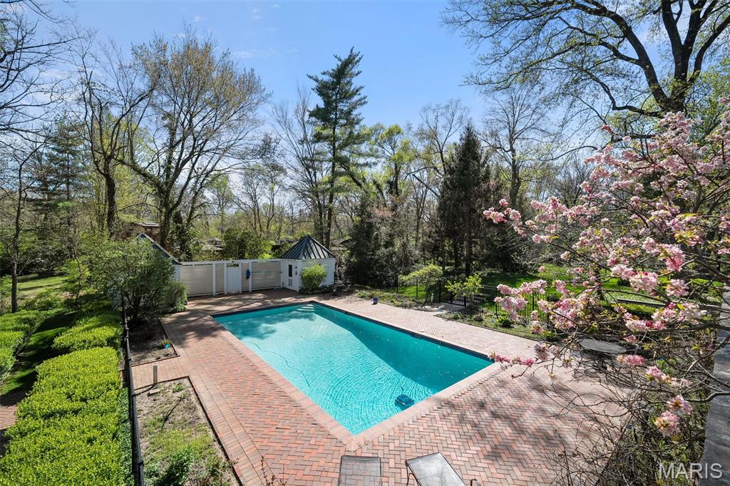201 S Warson Road