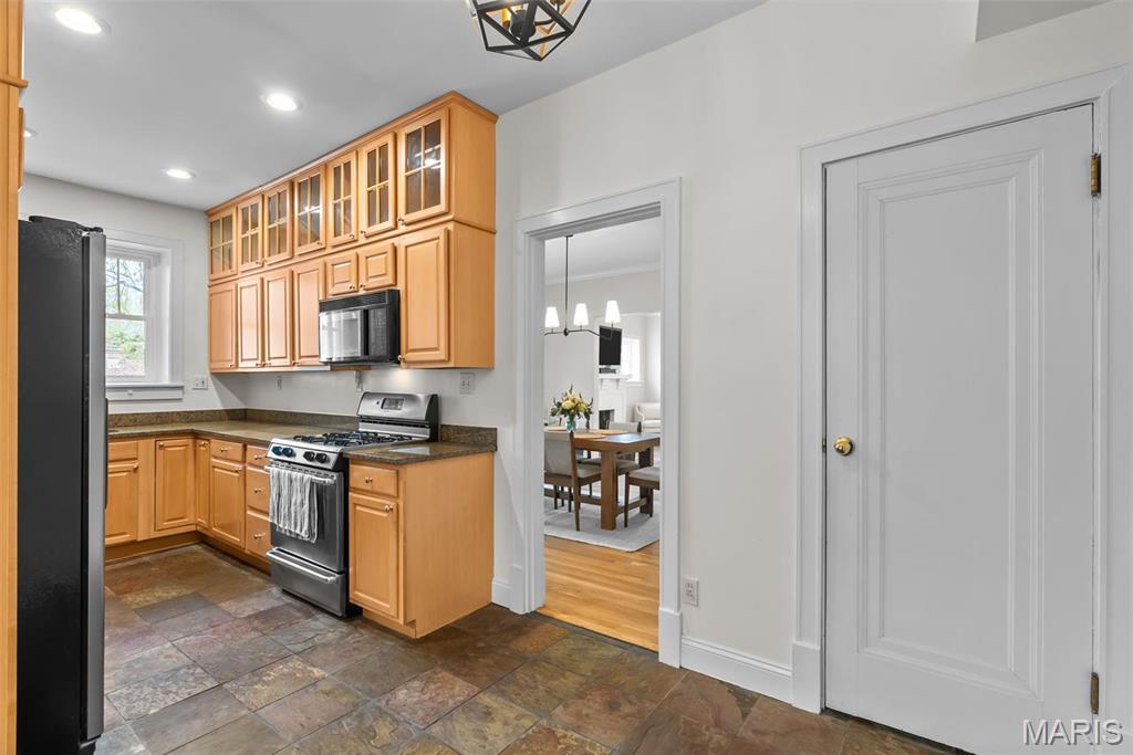 6636 San Bonita Avenue Unit: 2W